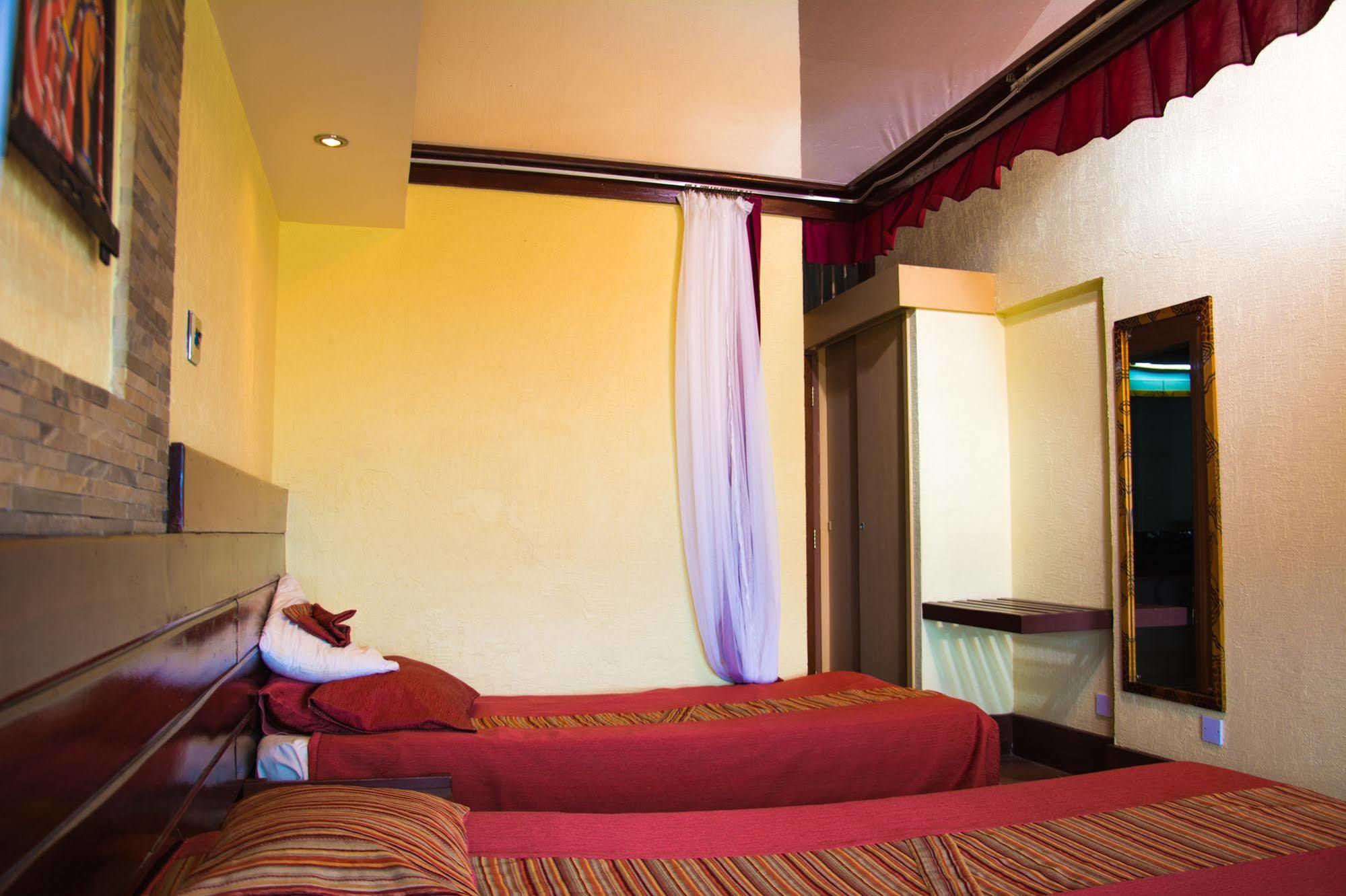 Voi Safari Lodge エクステリア 写真